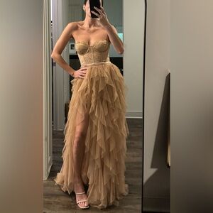 Stunner Dress! Show stopper Bustier Dress